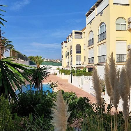 Casa De Kosma Appartement Torrevieja Buitenkant foto