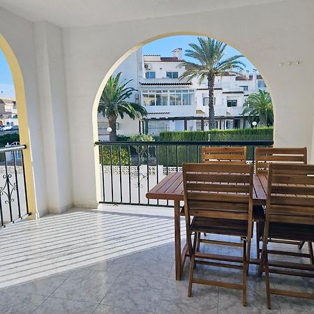Casa De Kosma Appartement Torrevieja Buitenkant foto