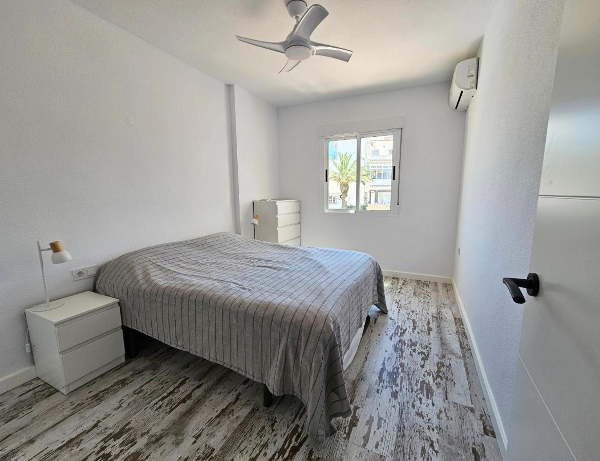 Casa De Kosma Appartement Torrevieja Buitenkant foto